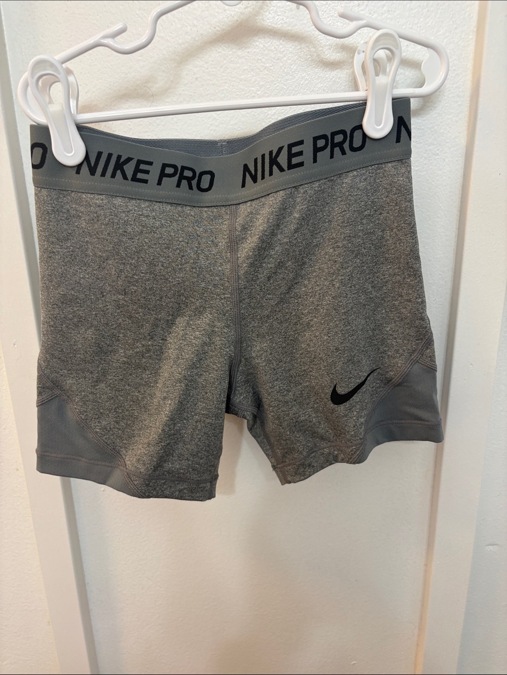 Nike Pro girls Heather Gray Performance Shorts